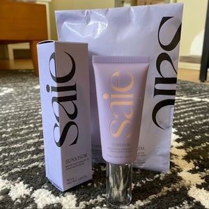 Saie Sunvisor + cotton balls